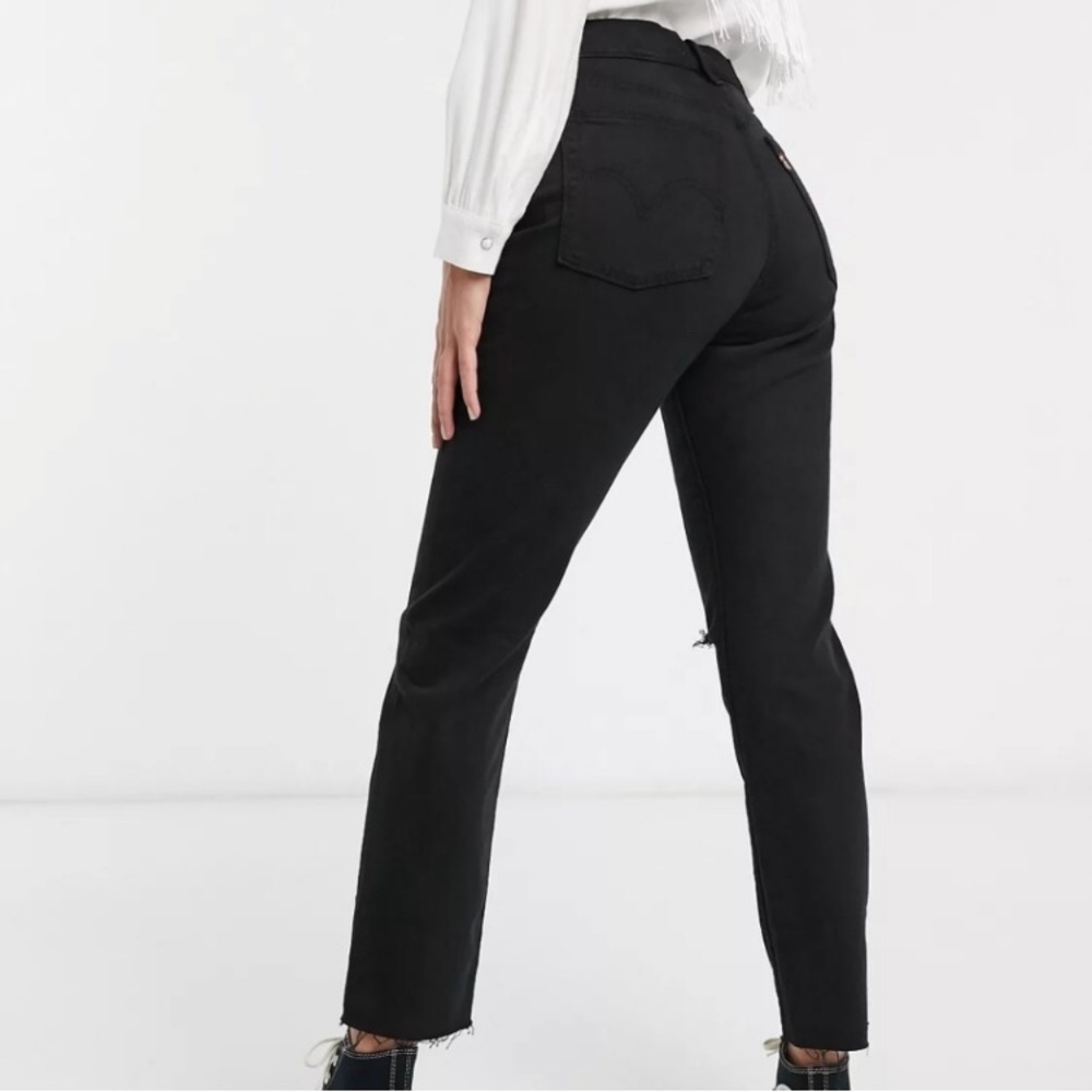 Vintage Levi’s Black Wedgie Jeans 24